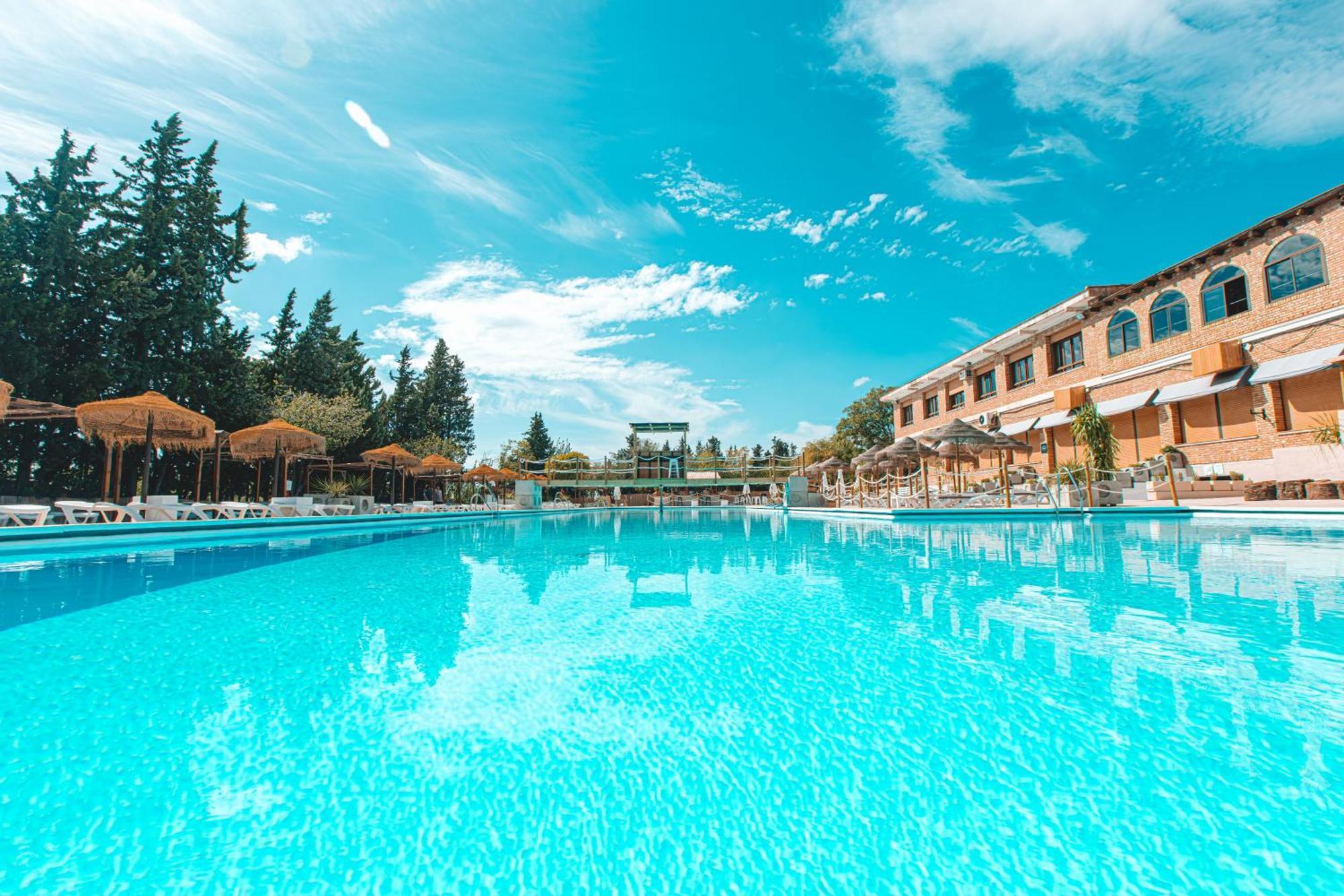 Camping & Bungalows Suspiro Del Moro Otura Екстер'єр фото