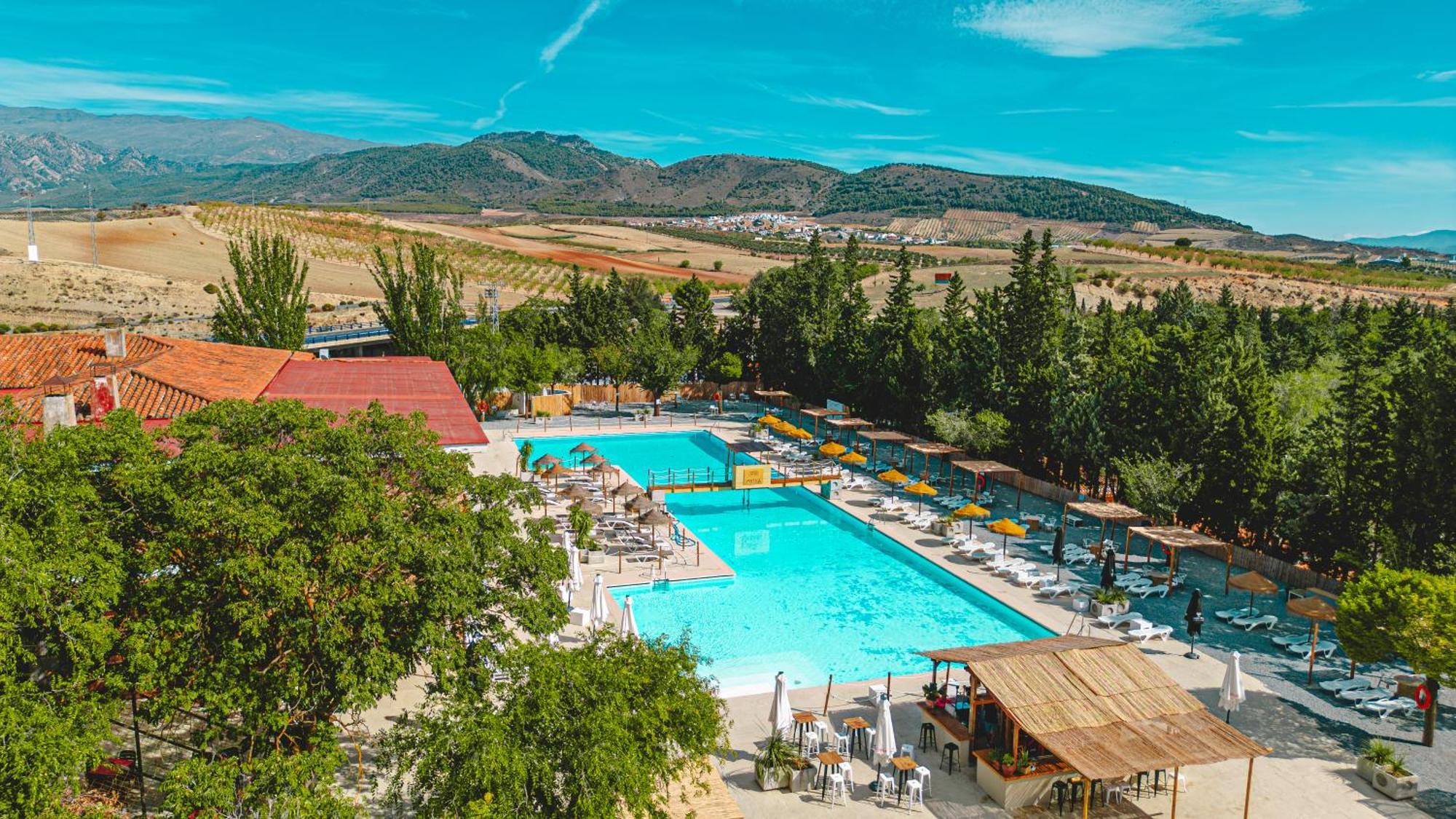 Camping & Bungalows Suspiro Del Moro Otura Екстер'єр фото