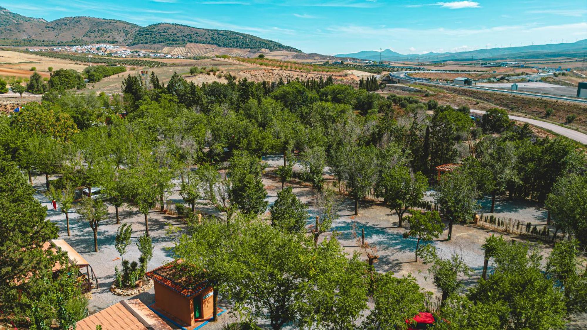 Camping & Bungalows Suspiro Del Moro Otura Екстер'єр фото